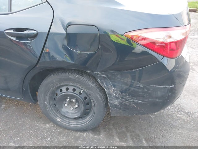2T1BURHE6JC048188 Toyota COROLLA LE