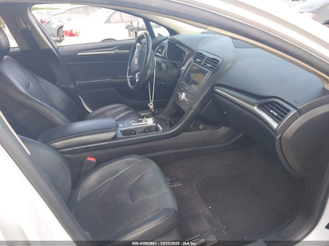 2019 FORD FUSION ENERGI 3FA6P0SU9KR232448 Photo 4