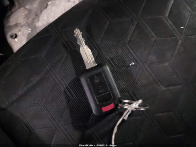 2020 MITSUBISHI OUTLANDER SPORT JA4AP3AU0LU009646 Photo 10