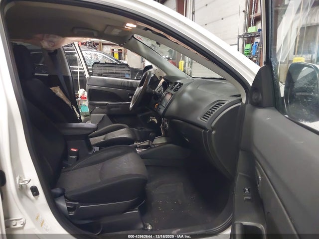 2020 MITSUBISHI OUTLANDER SPORT JA4AP3AU0LU009646 Photo 4