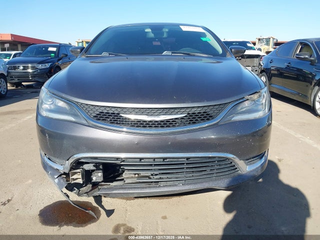 Продажа на аукционе авто 2015 Chrysler 200 Limited, vin: 1C3CCCABXFN564549, номер лота: 43962657
