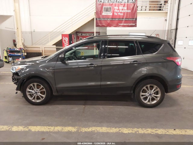1FMCU9GD1HUA15606 Ford ESCAPE SE