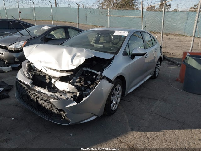 Toyota COROLLA LE 2022 JTDEPMAE1N3029550 Image 2