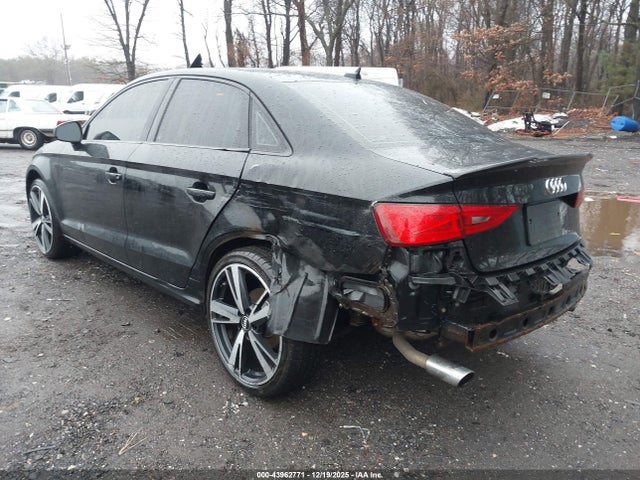 2015 AUDI A3 WAUBFGFF7F1064046 Photo 2