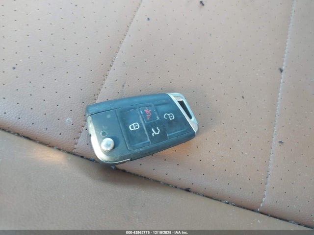 43962775 :رقم المزاد ، 3VV2B7AX4JM156839 vin ، 2018 Volkswagen Tiguan 2.0t Se/2.0t Sel مزاد بيع