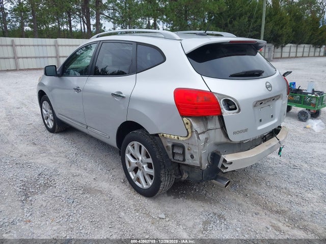 2011 NISSAN ROGUE JN8AS5MT9BW167901 Photo 2