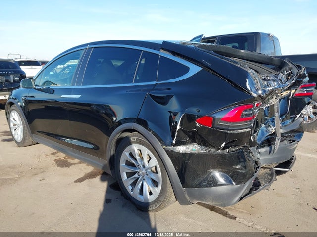 43962794 :رقم المزاد ، 5YJXCBE20MF320552 vin ، 2021 Tesla Model X Long Range Dual Motor All-wheel Drive/long Range Plus Dual Motor All-wheel Drive مزاد بيع