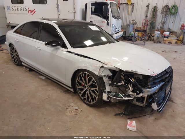2021 AUDI S8 WAU8SAF83MN019065 Photo 0