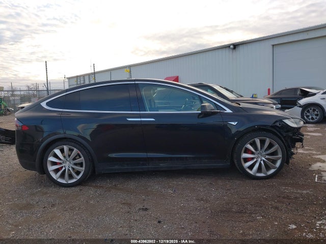 43962802 :رقم المزاد ، 5YJXCBE44GFS00307 vin ، 2016 Tesla Model X 75d/p100d/p90d مزاد بيع