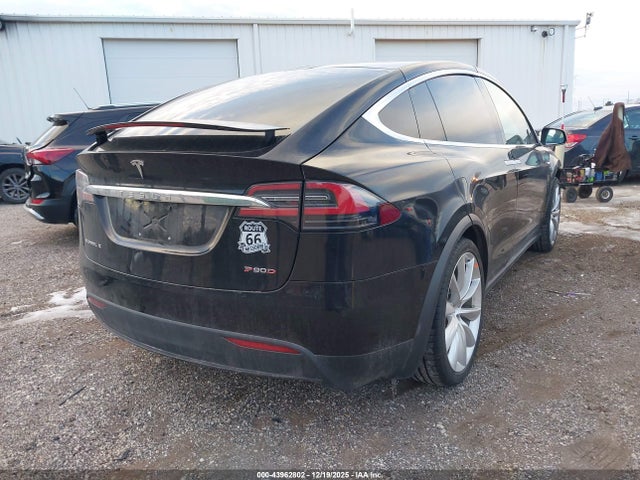 2016 TESLA MODEL X 5YJXCBE44GFS00307 Photo 3