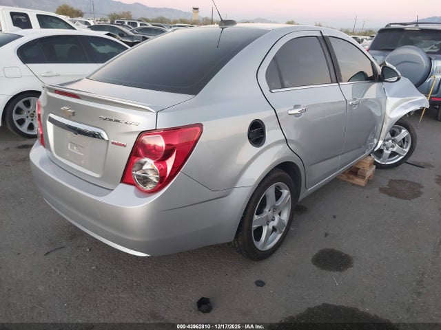 1G1JE5SB3G4137687 Chevrolet Sonic Ltz Auto