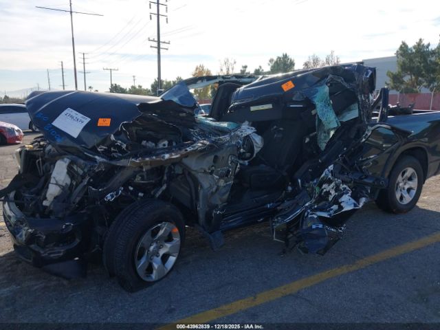 2019 RAM 1500 1C6RREBT9KN582324 Photo 5