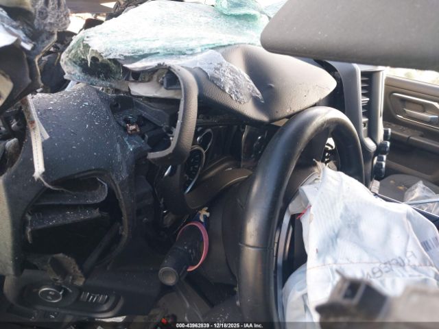 2019 RAM 1500 1C6RREBT9KN582324 Photo 6