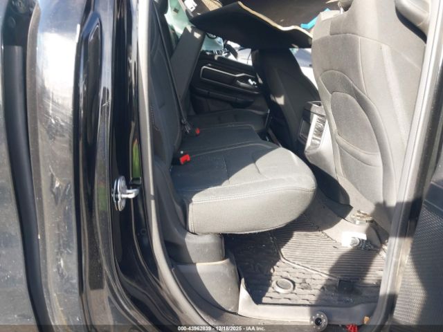 2019 RAM 1500 1C6RREBT9KN582324 Photo 7