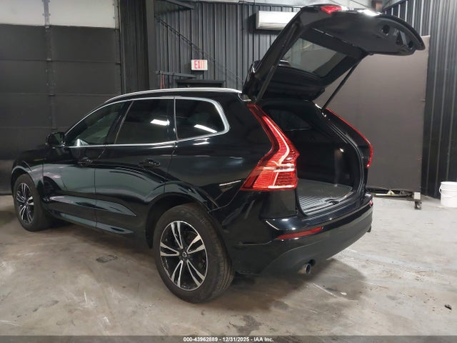 2020 VOLVO XC60 YV4102RK7L1590231 Photo 2