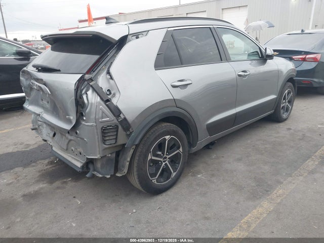 2023 KIA NIRO KNDCR3LE8P5042201 Photo 3