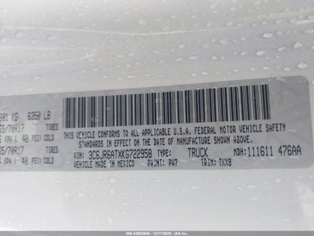 2019 RAM 1500 CLASSIC 3C6JR6ATXKG722958 Photo 8