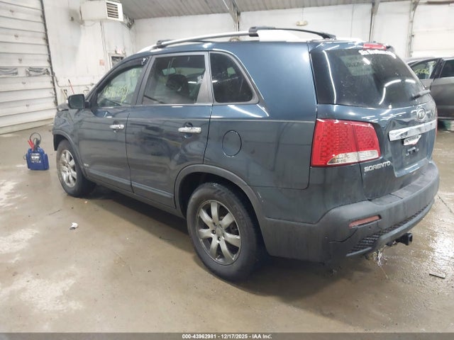 43962981 :رقم المزاد ، 5XYKTDA15BG115608 vin ، 2011 Kia Sorento Lx مزاد بيع