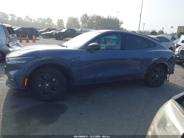 3FMTK2R76MMA05933 Ford Mustang Mach-e California Route 1