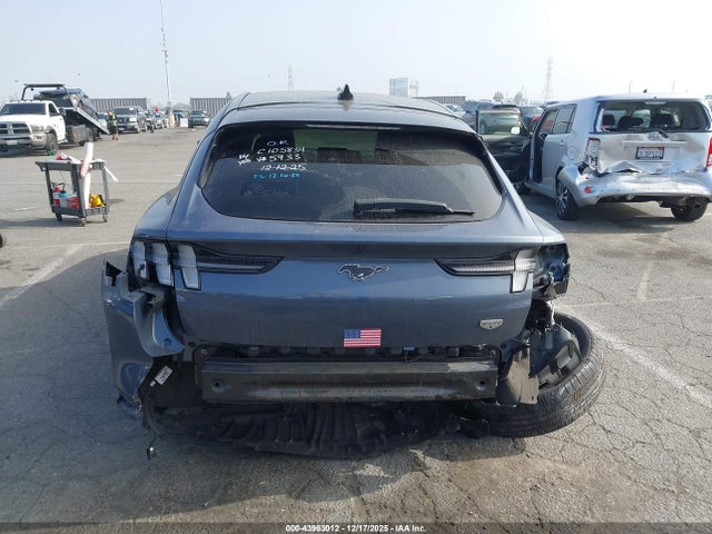 3FMTK2R76MMA05933 Ford Mustang Mach-e California Route 1