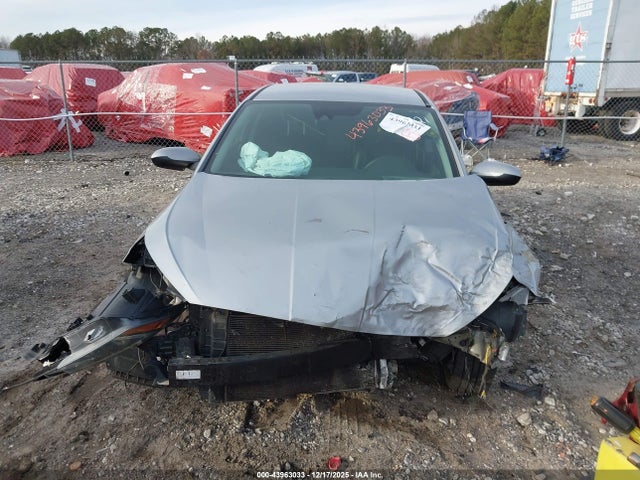 5NPD84LF8LH592921 Hyundai ELANTRA SEL