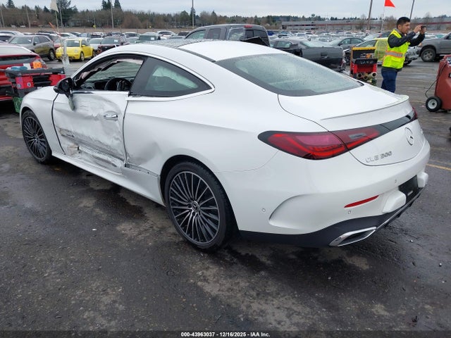 W1KMJ4HB6SF056719 Mercedes-Benz Cle 300 4matic