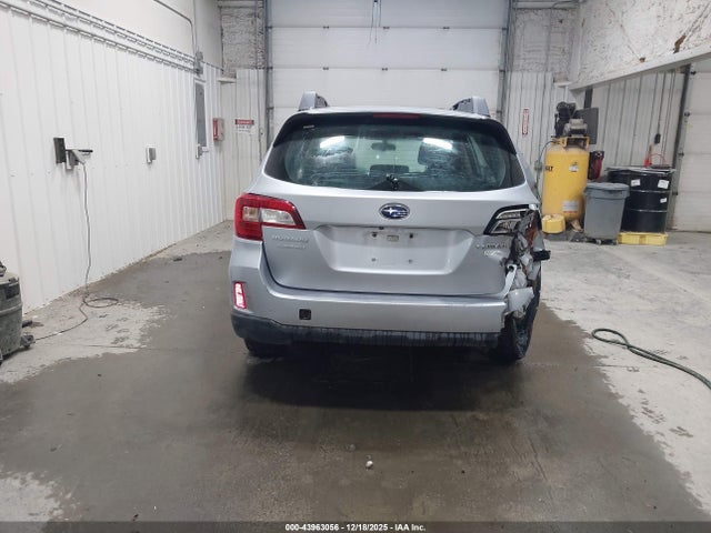 Subaru Outback 2.5i 2015 4S4BSAAC2F3302717 Image 16