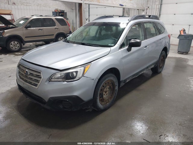 Subaru Outback 2.5i 2015 4S4BSAAC2F3302717 Image 2