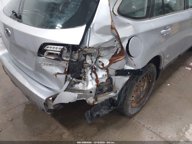 Subaru Outback 2.5i 2015 4S4BSAAC2F3302717 Image 6