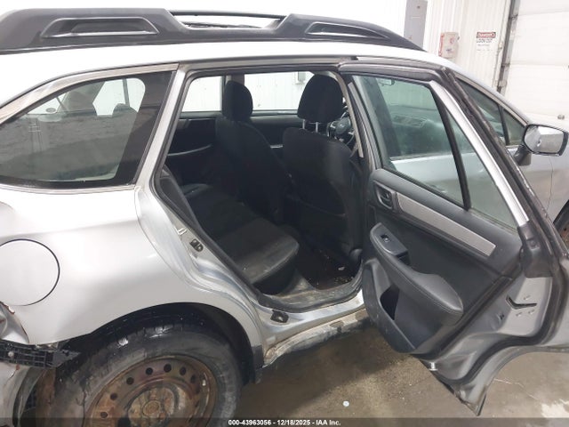 Subaru Outback 2.5i 2015 4S4BSAAC2F3302717 Image 8