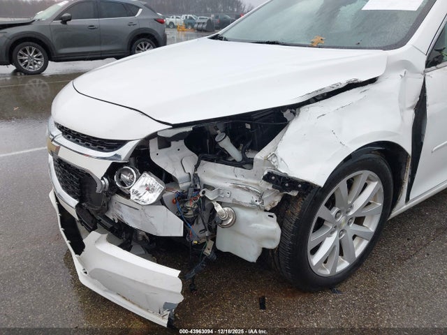 2015 CHEVROLET MALIBU 1G11D5SL2FF116103 Photo 5