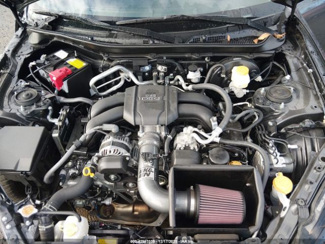 2025 TOYOTA GR86 JF1ZNBE13S9752513 Photo 9