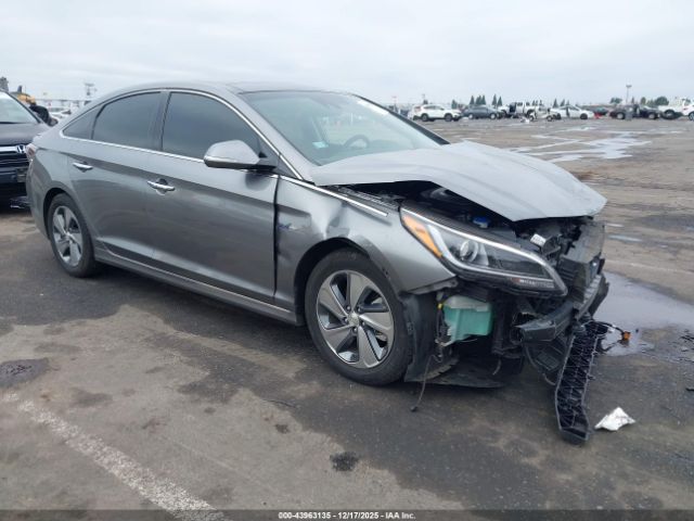2017 HYUNDAI SONATA HYBRID KMHE34L38HA067179