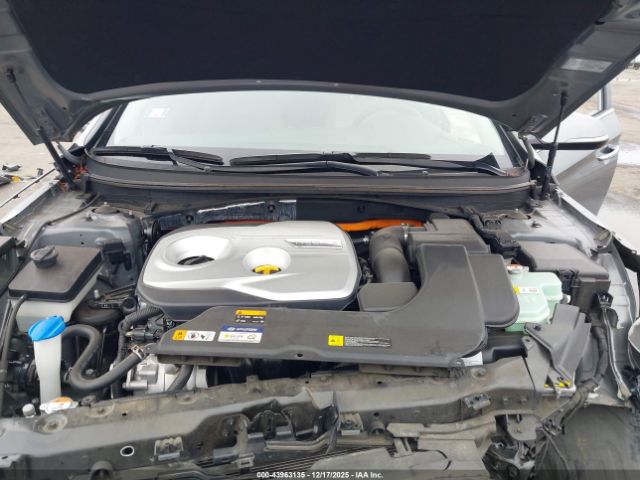 2017 HYUNDAI SONATA HYBRID KMHE34L38HA067179 Photo 9