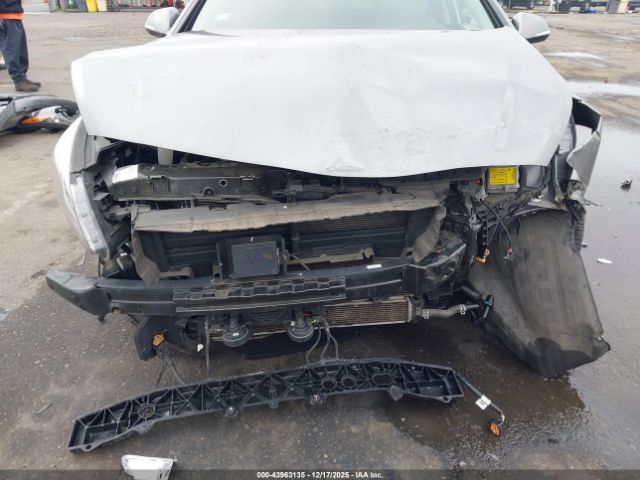 2017 HYUNDAI SONATA HYBRID KMHE34L38HA067179 Photo 5