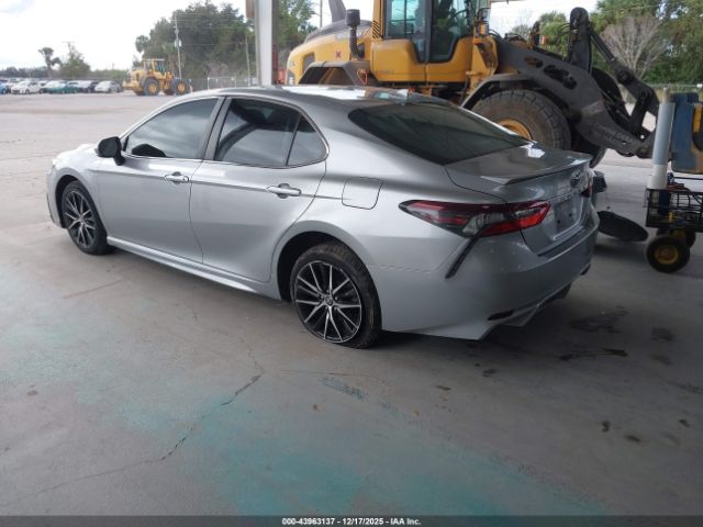 2022 TOYOTA CAMRY 4T1G11AK8NU651907 Photo 2