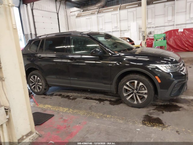 Volkswagen Tiguan 2.0t S 2023 3VVRB7AX3PM126562 Image 14