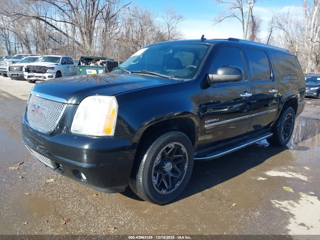 2011 GMC YUKON XL 1500 1GKS2MEF1BR247859 Photo 1