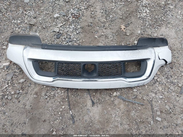 1C4RJECG2GC321220 Jeep Grand Cherokee Overland
