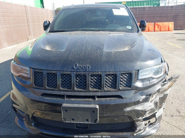 1C4RJFDJ9KC566637 Jeep Grand Cherokee Srt 4x4