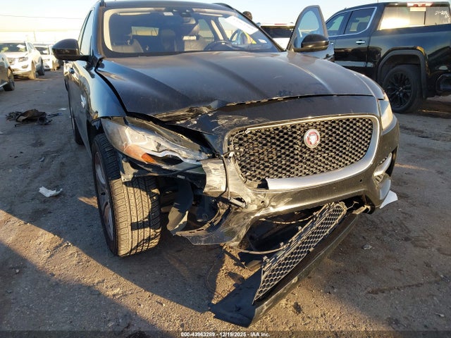 2017 JAGUAR F-PACE SADCL2BV6HA493914 Photo 5