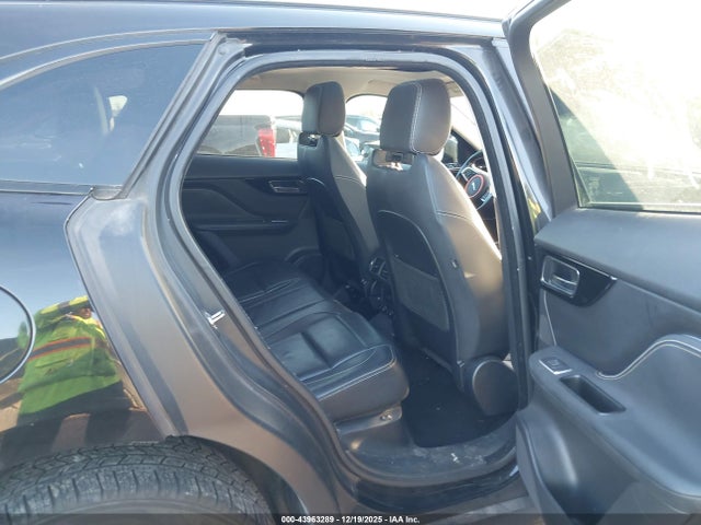 2017 JAGUAR F-PACE SADCL2BV6HA493914 Photo 7