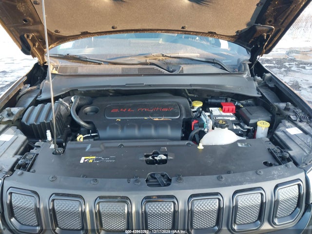 43963297 :رقم المزاد ، 3C4NJDBB1NT194296 vin ، 2022 Jeep Compass Altitude 4x4 مزاد بيع