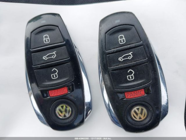 2011 VOLKSWAGEN TOUAREG WVGFF9BP0BD003902 Photo 10