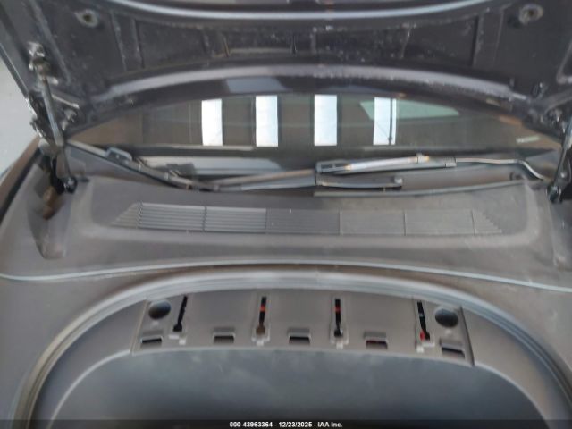 2024 TESLA MODEL 3 5YJ3E1EB0RF832127 Photo 9