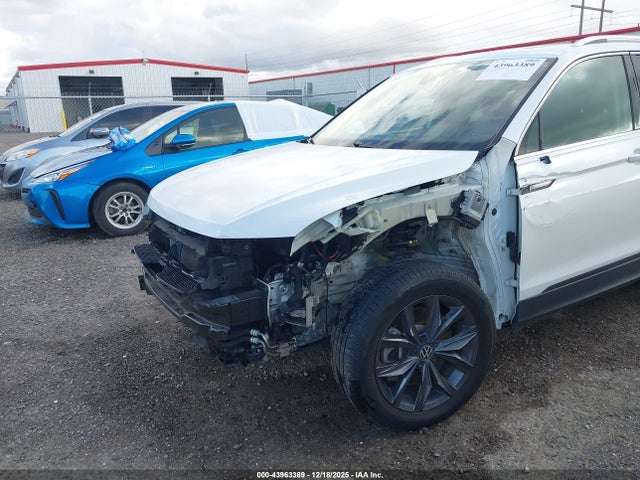 2023 Volkswagen Tiguan 2.0t Se მანქანა იყიდება აუქციონზე, vin: 3VVNB7AX2PM120881, აუქციონის ნომერი: 43963389