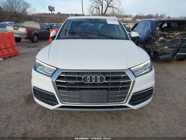 Продажа на аукционе авто 2018 Audi Q5 2.0t Premium, vin: WA1ANAFY1J2015454, номер лота: 43963393