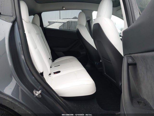 2023 TESLA MODEL Y 7SAYGDEE2PF617330 Photo 7