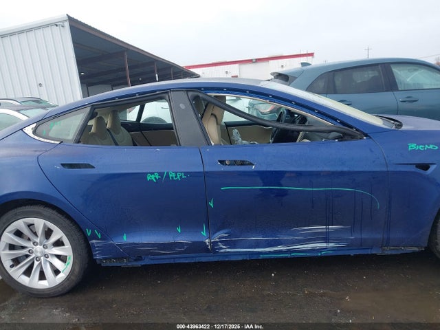 Tesla Model S 100d/60d/75d/90d/p100d 2017 5YJSA1E2XHF202430 Image 14