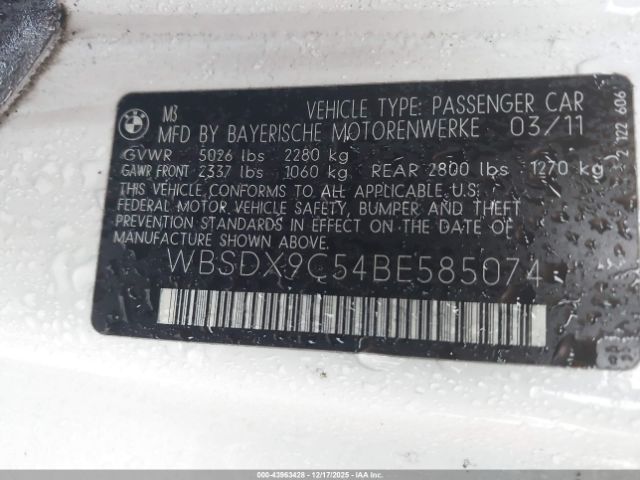 2011 BMW M3 WBSDX9C54BE585074 Photo 8